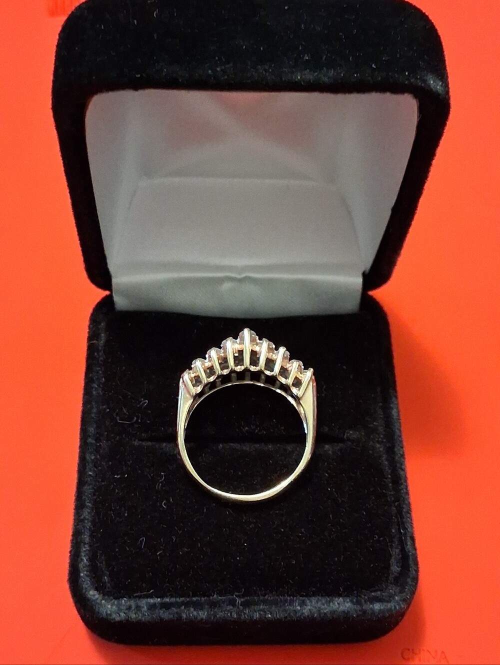 Yellow Gold Cluster Diamond Band - 10k Round Brilliant 1.10 ctw Ring Size 7 - Picture 3 of 9